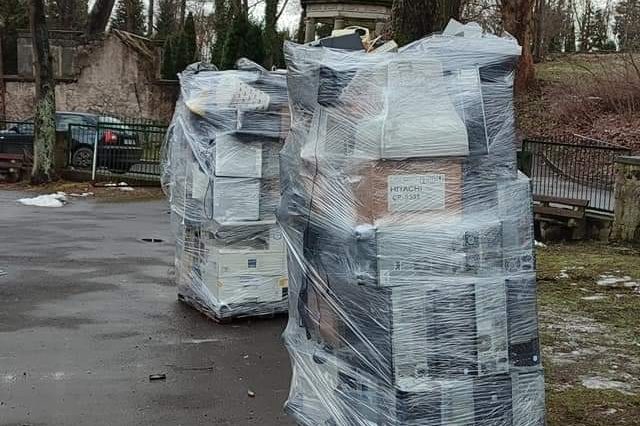 Wszystkie dzieci zbierają elektrośmieci - podsumowanie akcji w ZSOIZ.