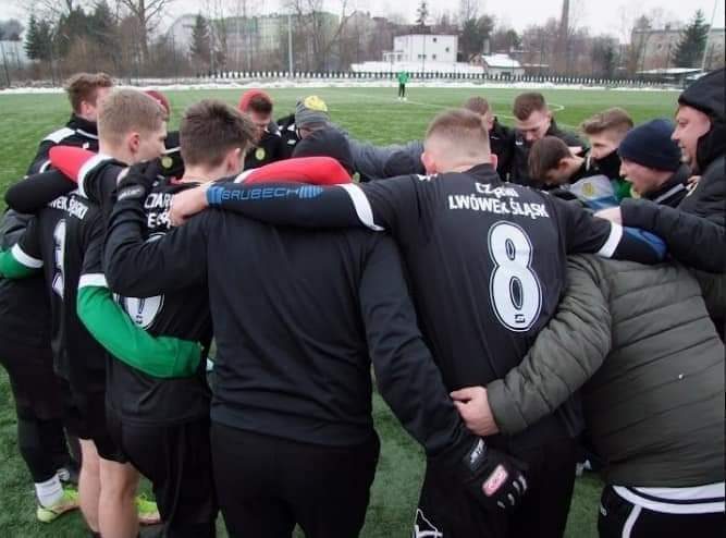 LKS Czarni przygotowują się do sezonu. Wygrali 15:0