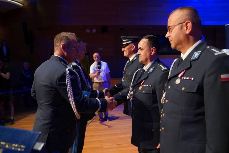 Komendant Powiatowy Lwóweckiej Policji otrzymał awans
