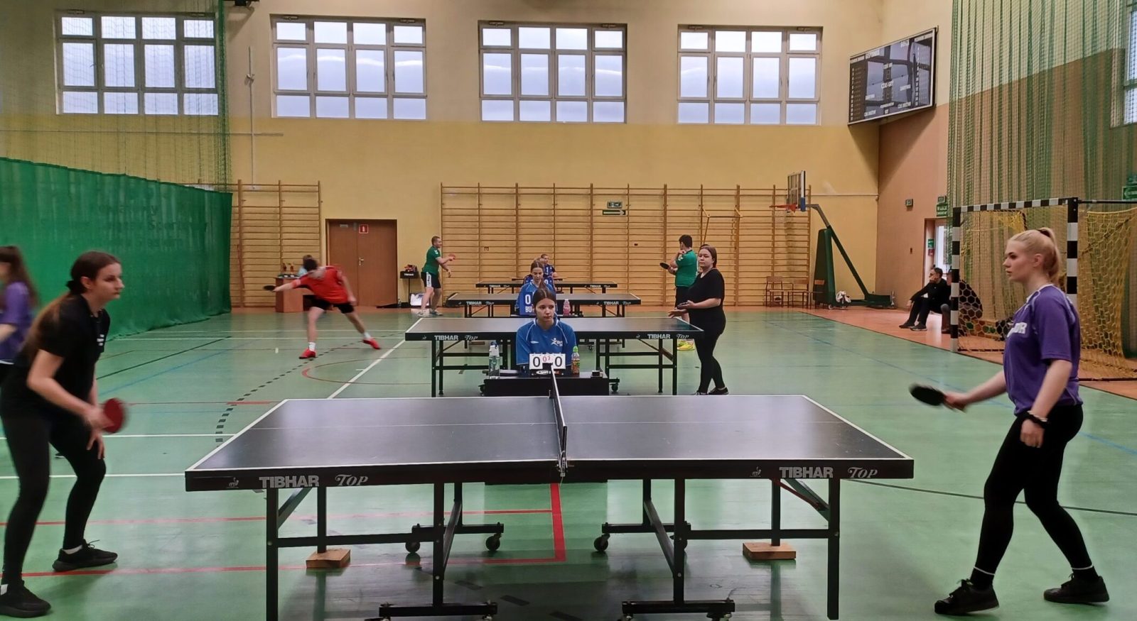 Grali w tenisa stołowego w Lwówku, teraz będą reprezentować nas w Lubaniu