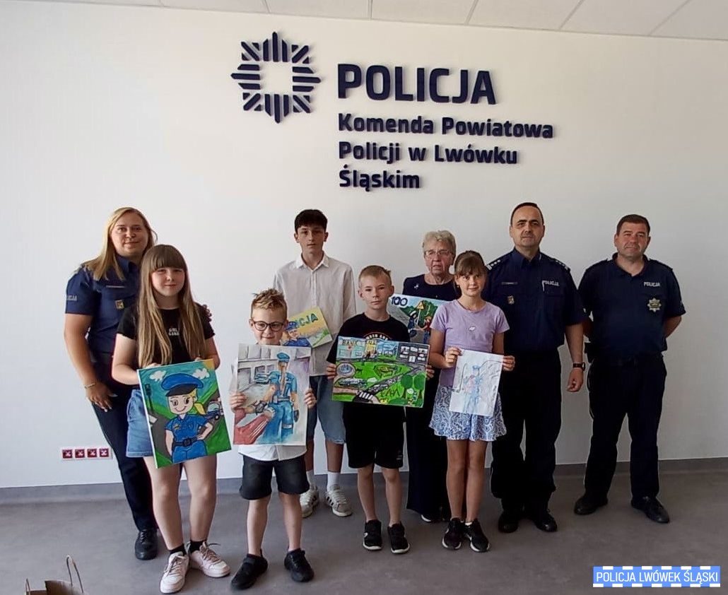 Nagrody wręczone! Finał konkursu plastycznego „Policja jest kobietą” w Lwówku Śląskim