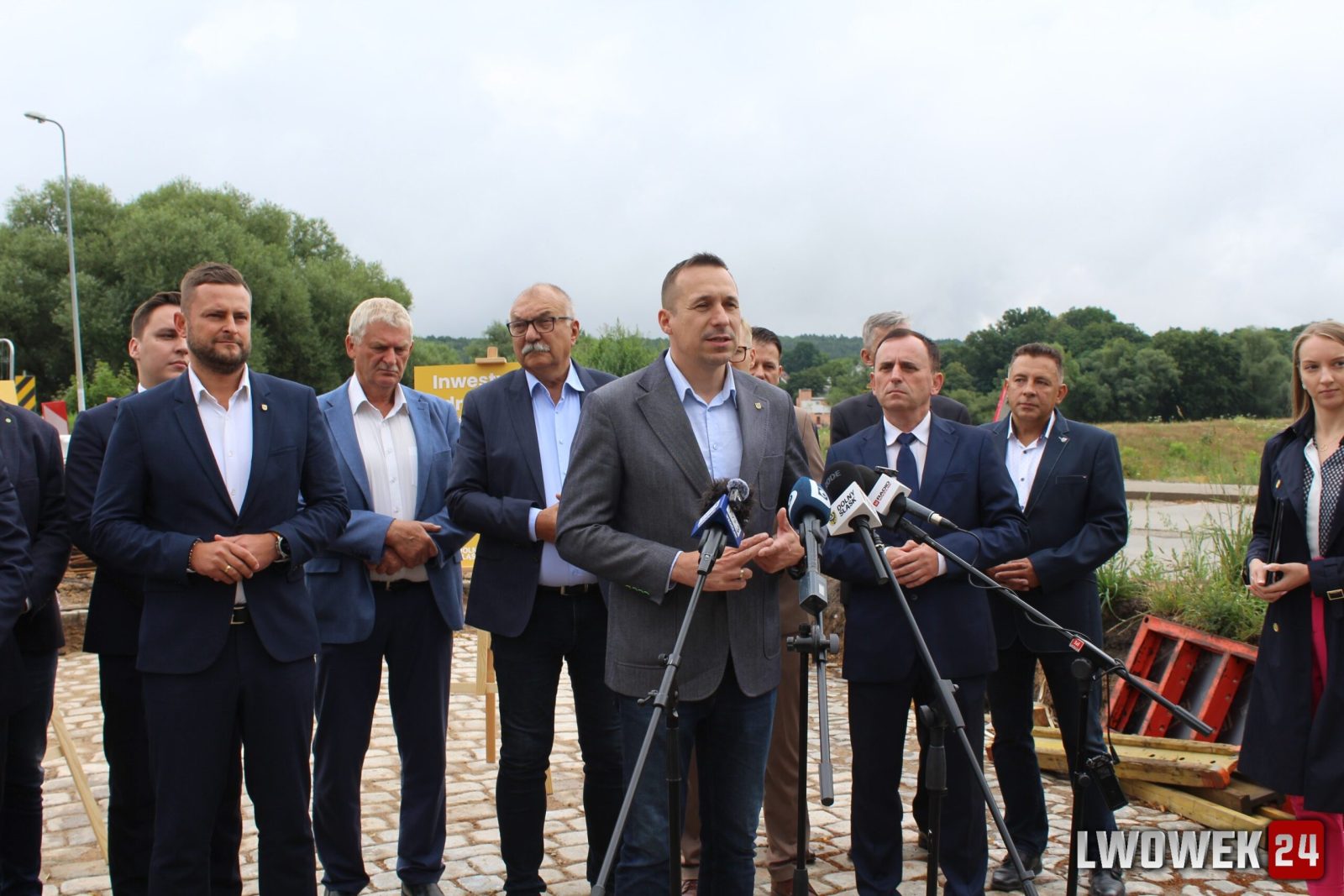 Setki milionów zł na drogi i kolej w naszym powiecie. „Infrastrukturalne serce Dolnego Śląska bije w Lwówku”