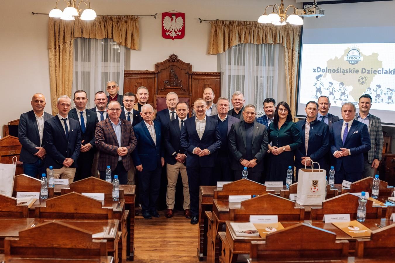 Rada Samorządowców DZPN pod przewodnictwem A. Jasińskiego obradowała po raz pierwszy. Mocne wnioski o kondycji dzieci