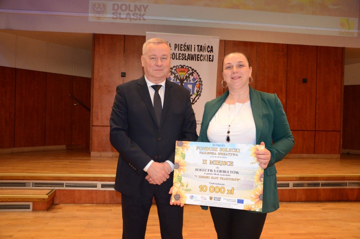 Sukces Giebułtowa z gminy Mirsk podczas Dnia Sołtysa. Sołectwo otrzymało 10 tys. złotych