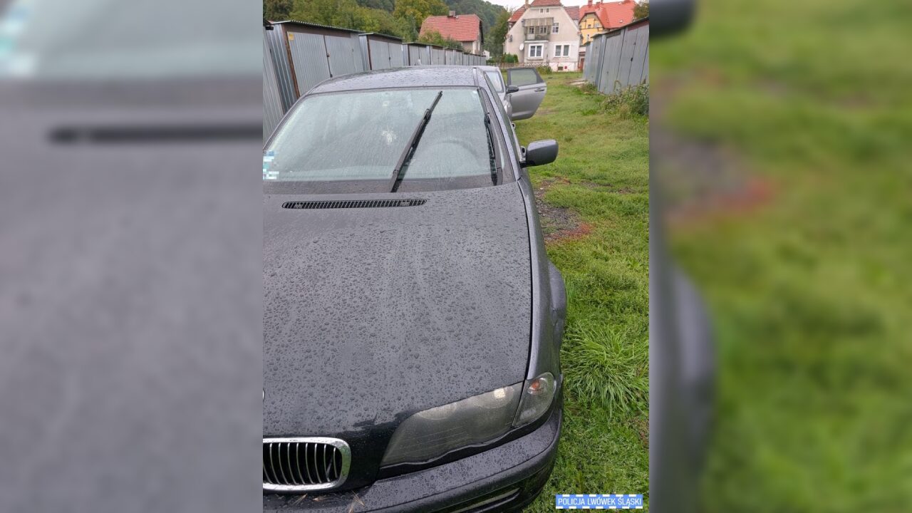 18-latek uciekał przed policjantami. Porzucił BMW i próbował uciekać pieszo