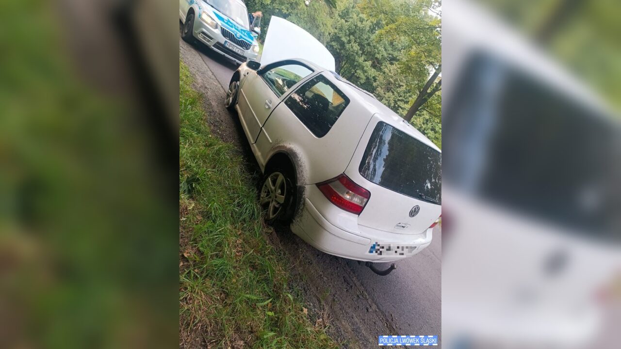 Uciekał przed policjantami, omal ich nie potrącił. 28-latek z dożywotnim zakazem trafił do aresztu